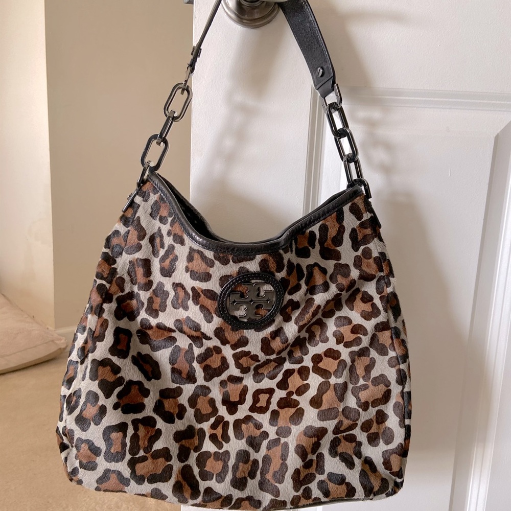 Tory Burch Leopard Printed City Hobo Bag